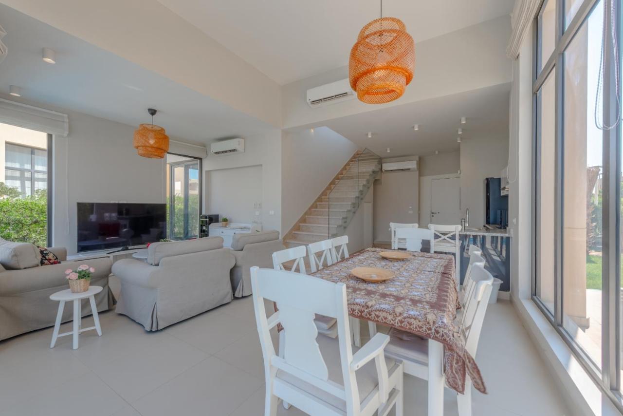Elegant 4br In Tawila, Gouna. Private Pool, Lagoon Вилла